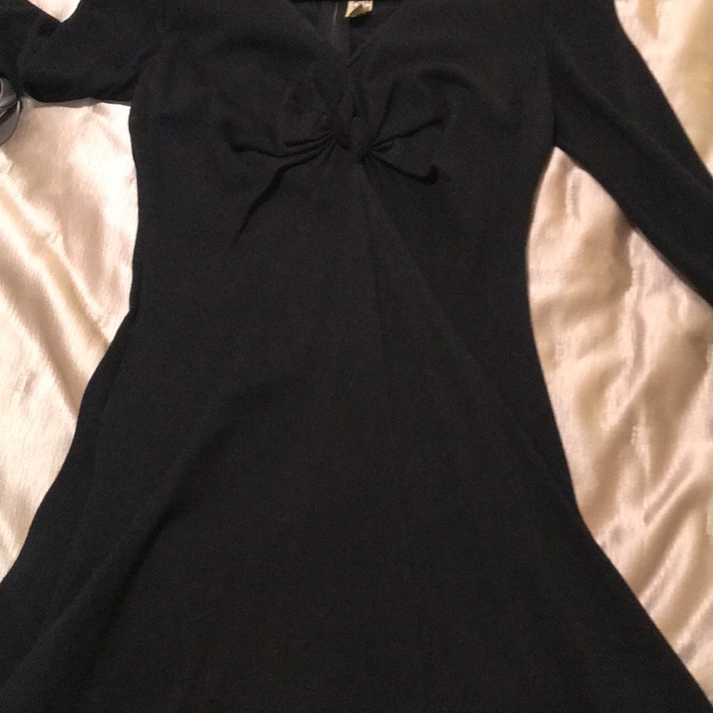 Dress - Picture 4 of 5